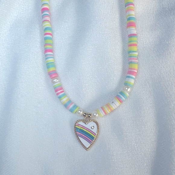 Rainbow 🌈 Heart 💜 Candy Necklace *NEW* - Picture 5 of 5